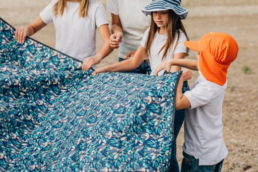 Koc mata piknikowy plażowy na biwak 200x150cm BANZ