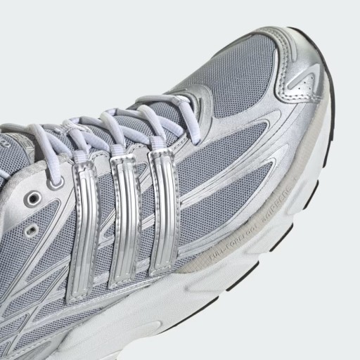 ПОДУШКА ADIDAS ADISTAR ID5748 Размер 48,5 31,5 см