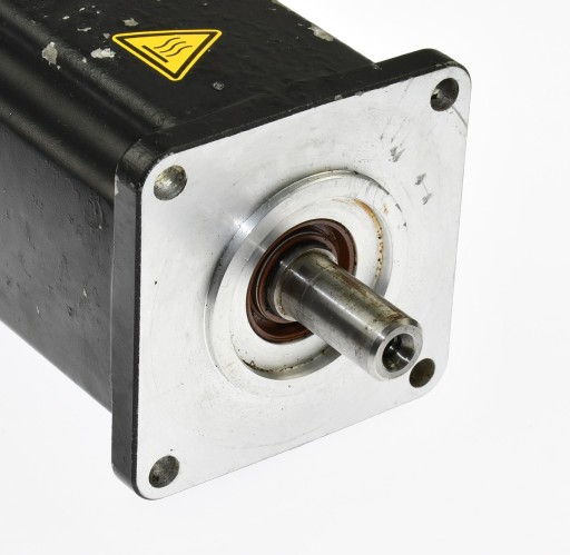 MSK040C-0450-NN-M1-UG0-NNNN Серводвигатель Rexroth
