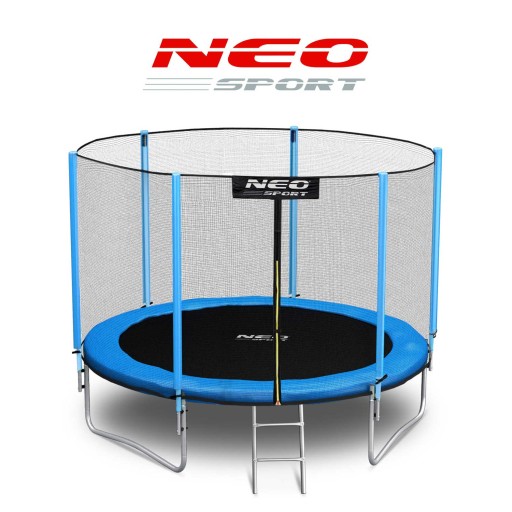 Садовый батут длиной 8 футов (252 см) с внешней сеткой и лестницей Neo-Sport.