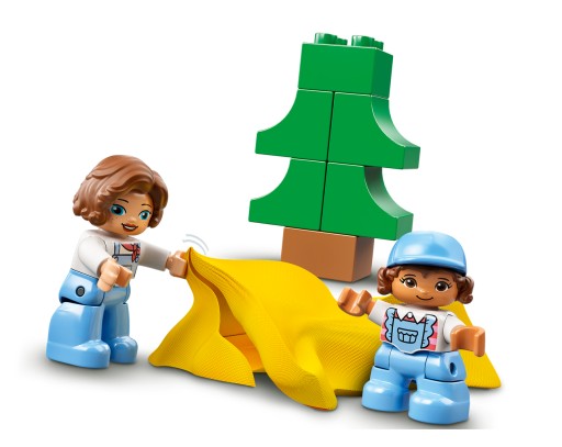 LEGO 10946 Duplo — Семейный кемпинг