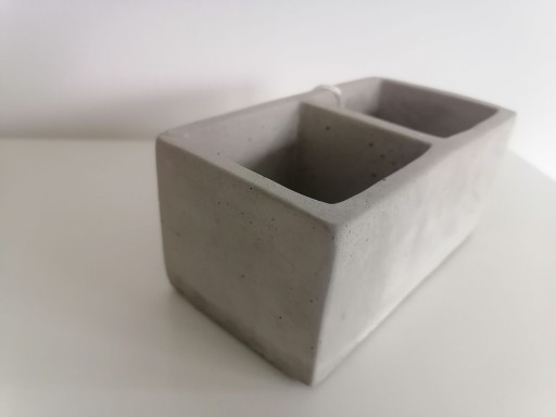 Szara betonowa podłużna doniczka ogródek Etno 15