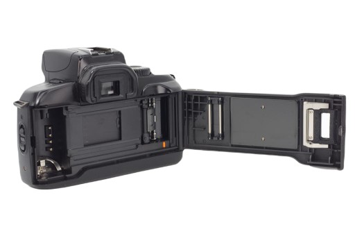 CANON EOS 700 – камера для любых погодных условий