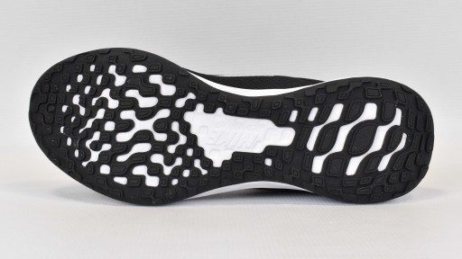 Мужские кроссовки Nike Revolution 6 NN - DC3728 003