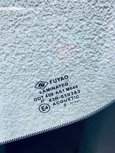Szyba czołowa NOWA MAZDA 2 II 2015- AKUSTYKA+SENSOR