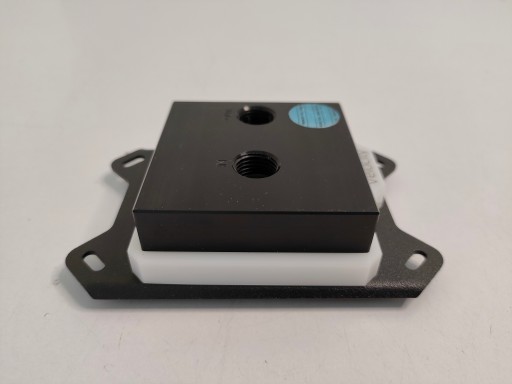 EK Water Blocks EK-Velocity AMD RGB водяной блок / поврежденный