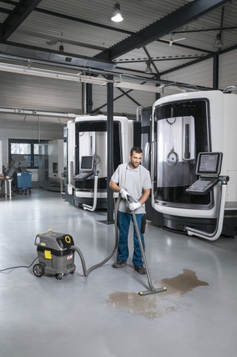 ПРОМЫШЛЕННЫЙ ПЫЛЕСОС KARCHER NT 30/1 tact L