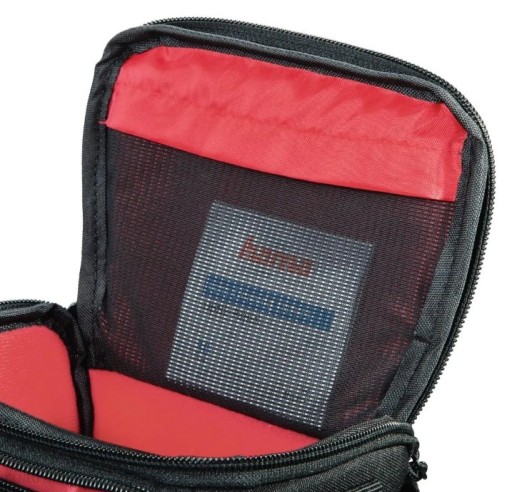 Маленькая черная сумка для фотоаппарата Hama Monterey 110 Colt Camera Protection