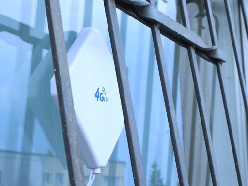 Панельная антенна LTE 25 для модема Huawei E5785