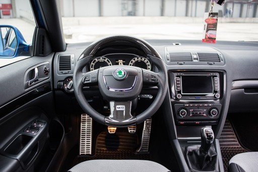 НАКЛАДКИ НА ПЕДАЛИ Skoda Octavia 2 ll АКПП