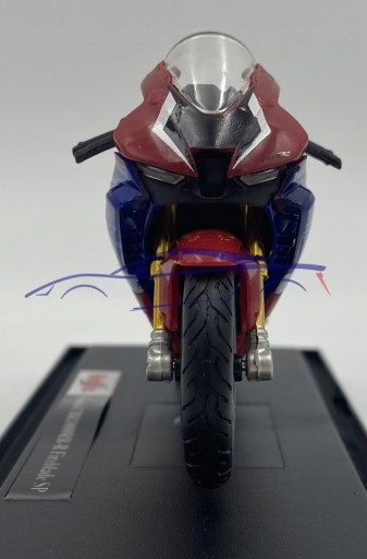 Honda CBR 1000RR Fireblade SP модель 1:18 Maisto
