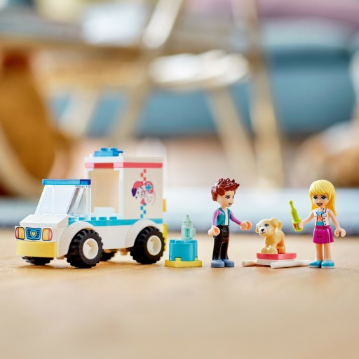 LEGO FRIENDS #41694 — Скорая помощь ветеринарной клиники + сумка + каталог 2024 г.