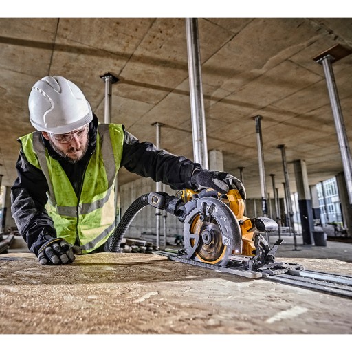 Пила циркулярная 190мм 2х6Ач 54В DEWALT DCS579T2