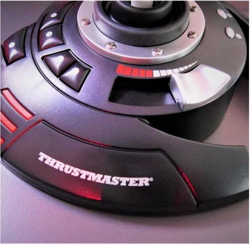 Thrustmaster 2960694 Joystick Gamingowy, Czarny/Czerwony, 12 Przycisków