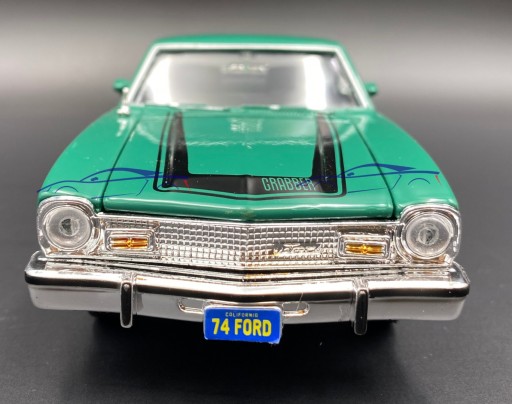 Ford Maverick Grabber 74 зеленый 1:24 Motormax 79043