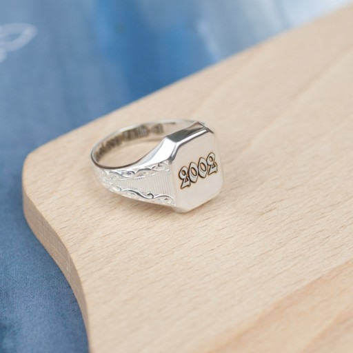 ДВОРЯНСКОЕ СИГНАЛЬНОЕ СЕРЕБРО С ОРНАМЕНТАМИ 925 ПРОБЫ