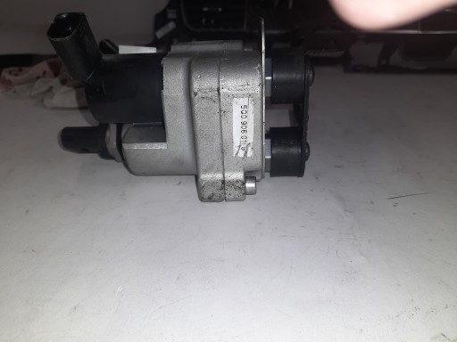 МОДУЛЬ КЛАПАНА РАСПРЕДЕЛИТЕЛЯ СПГ VW AUDI 5Q0906011