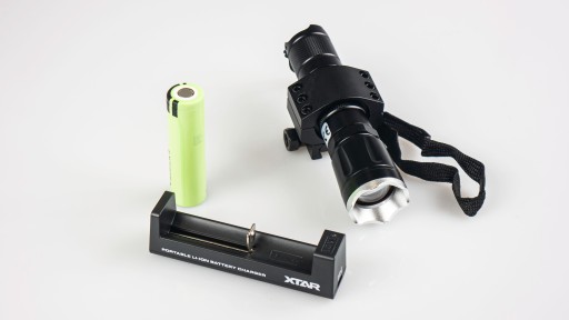 Iluminator laser 940nm z Uchwytem +Aku +Ładowarka