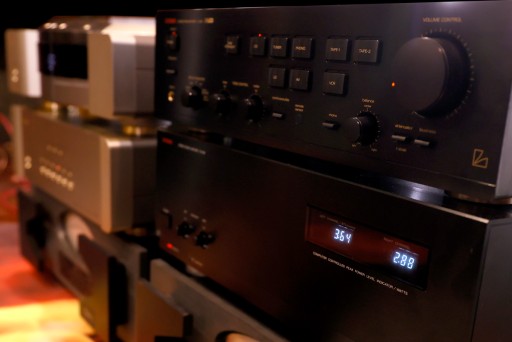 Стерео предусилитель Luxman C-383