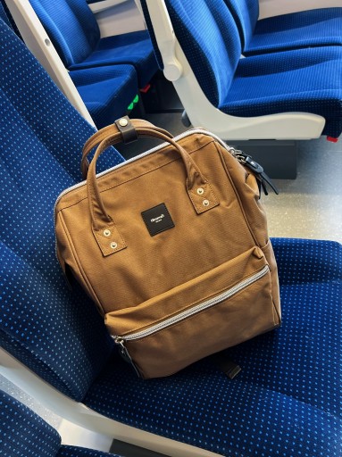 Plecak do samolotu Himawari Sorrel HM1881 na laptopa 13,3 USB brązowy