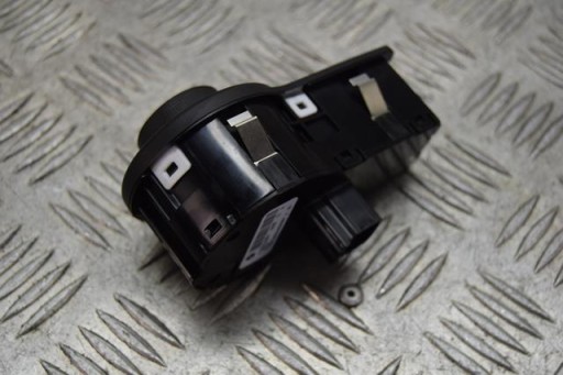РУЧКА ЛАМПЫ JEEP CHEROKEE KL 68154356AB
