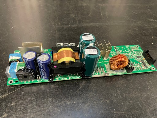 HK Audio ELEMENTS E110, модуль усилителя DPA-600