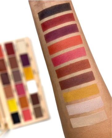 Палетка теней для век Makeup Revolution Cinnamon Chocolate