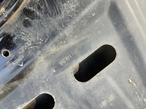 SKODA SUPERB III MASKA POKRYWA SILNIKA
