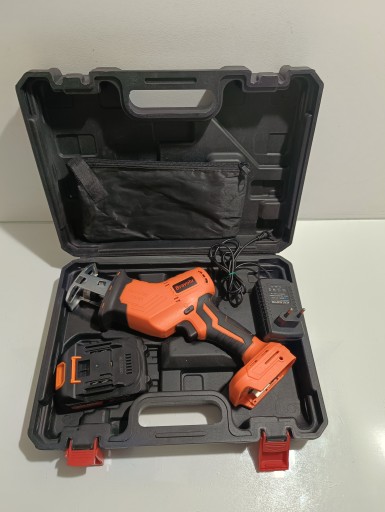 BRAVOLU CF21-002LW ЦИРКУРНАЯ ПИЛА АККУМУЛЯТОРНАЯ 0–3500 об/мин, 2 Ач, 22 мм, 21 В, 600 Вт