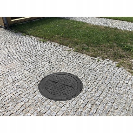 POKRYWA OGRODOWA WŁAZ do Szamba z POLIMERU BLACK 80cm Klapa do Studni ogród