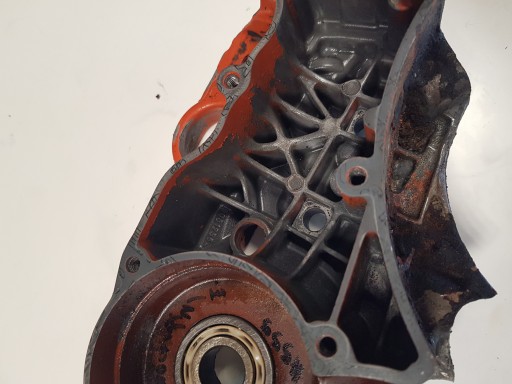 КАРТЕР ПРАВАЯ ПОЛОВИНА HUSQVARNA 555 560XP ОРИГИНАЛ