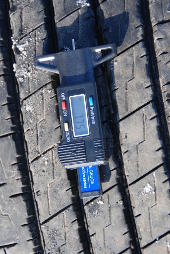 ПОЛНАЯ ШИНА TB906 225/75R17.5