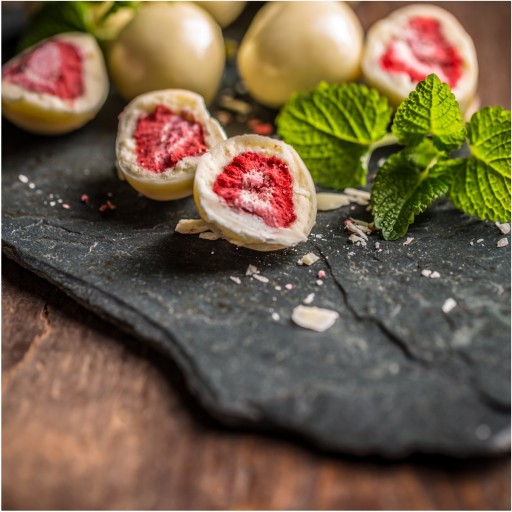 КЛУБНИКА сублимированная 100% ЛОМтики 25г HiFOOD