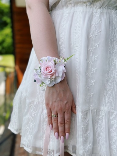 Cotillion in Hand Wedding Prom Boukik Corsarz Свадьба ярко -розовый