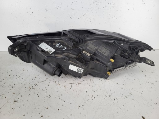 ФОНАРЬ ПЕРЕДНИЙ ПРАВЫЙ JAGUAR XE X760 EUROPA HIG NULL LX73-13W029-HA