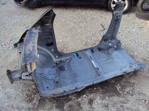 ЧЕТВЕРТЬ ПРАВАЯ ПЕРЕДНЯЯ РАМА SMART FORFOUR A453 453
