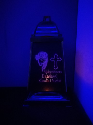 свеча с гравировкой на Пасху