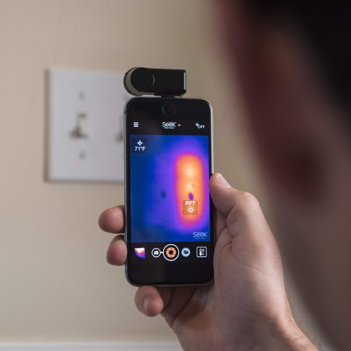 Seek Thermal Compact - тепловизионная камера