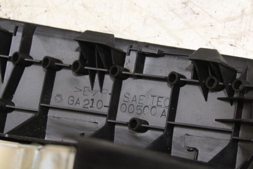Подушка безопасности пассажира AIR BAG Subaru Forester II sg E00165402P88