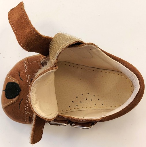 PÓŁBUTY BAREFOOT PÓŁWYSOKIE ELASTYCZNE BRĄZOWE RZEPY MIDO R 26 W 15,90 CM