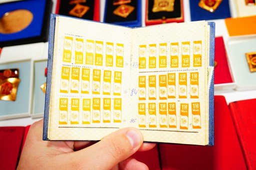 Коллекция марок, медалей, украшений, буклетов, документов CCCP СССР, России.