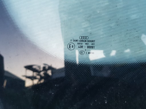 AUDI A5 8T ПЕРЕДНЕЕ ОКНО