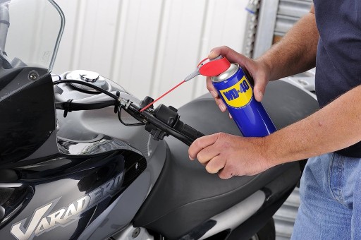 SPRAY ODRDZWIACZ WD-40 450ml Z APLIKATOREM