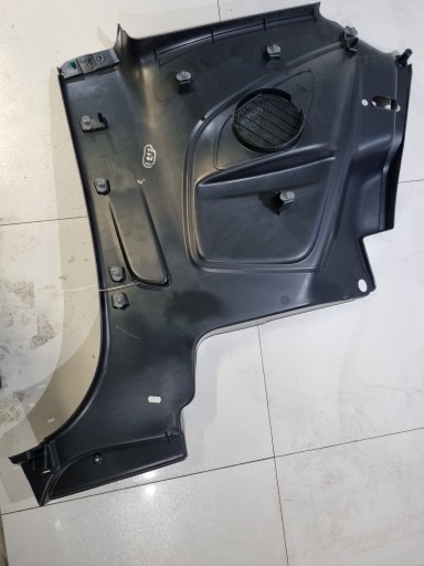 FORD KA II БОКОВАЯ ЗАДНЯЯ ЛЕВАЯ ОБИВКА