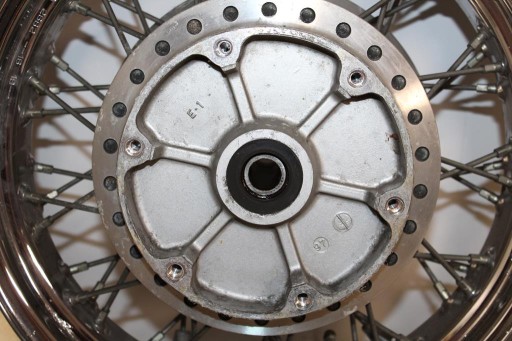 HONDA VT1100 C3 SHADOW ЗАДНИЙ ОБОД 15 ДЮЙМОВ