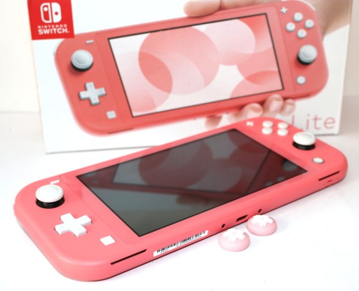 NINTENDO SWITCH LITE stan BDB ! + NOWA GRA !
