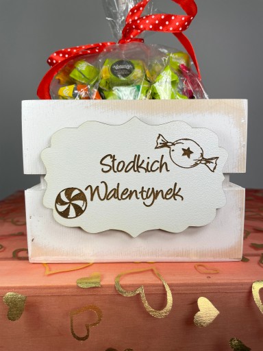SKRZYNKA WALENTYNKI DLA NIEJ NIEGO GRAWER GRATIS
