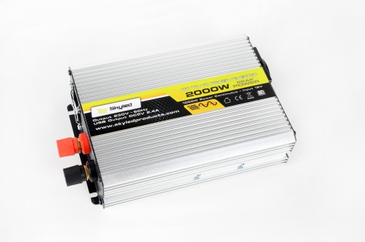 SKYLED ИНВЕРТОР 2000ВТ ПОЛНЫЙ СИНУС 12В 230В USB