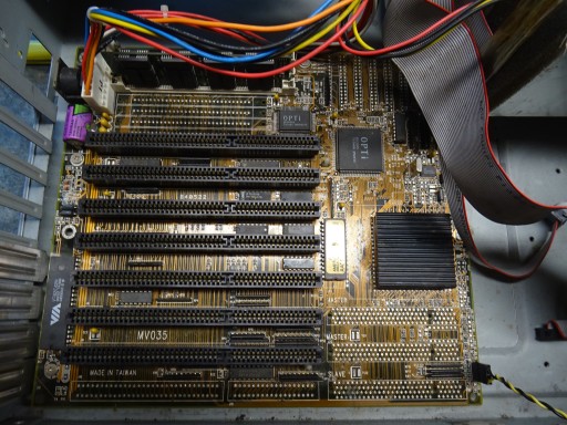 Ретро-компьютер Perle 494E PCC-6400 486SX2-S ISA