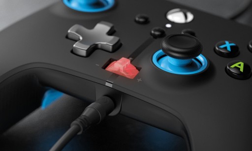 Проводная панель PowerA Xbox Series X/S Blue Hint